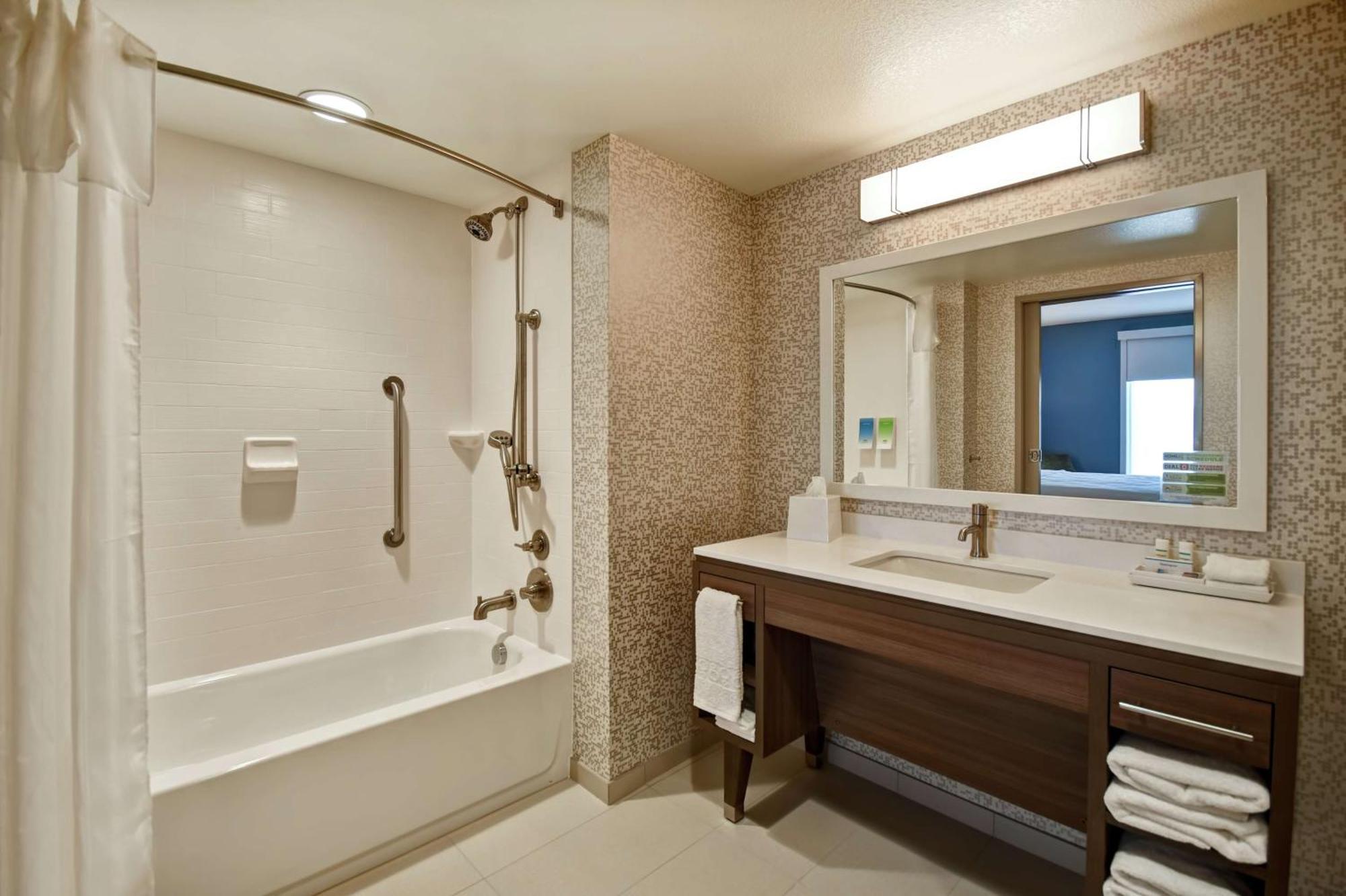 Home2 Suites By Hilton Terre Haute Esterno foto
