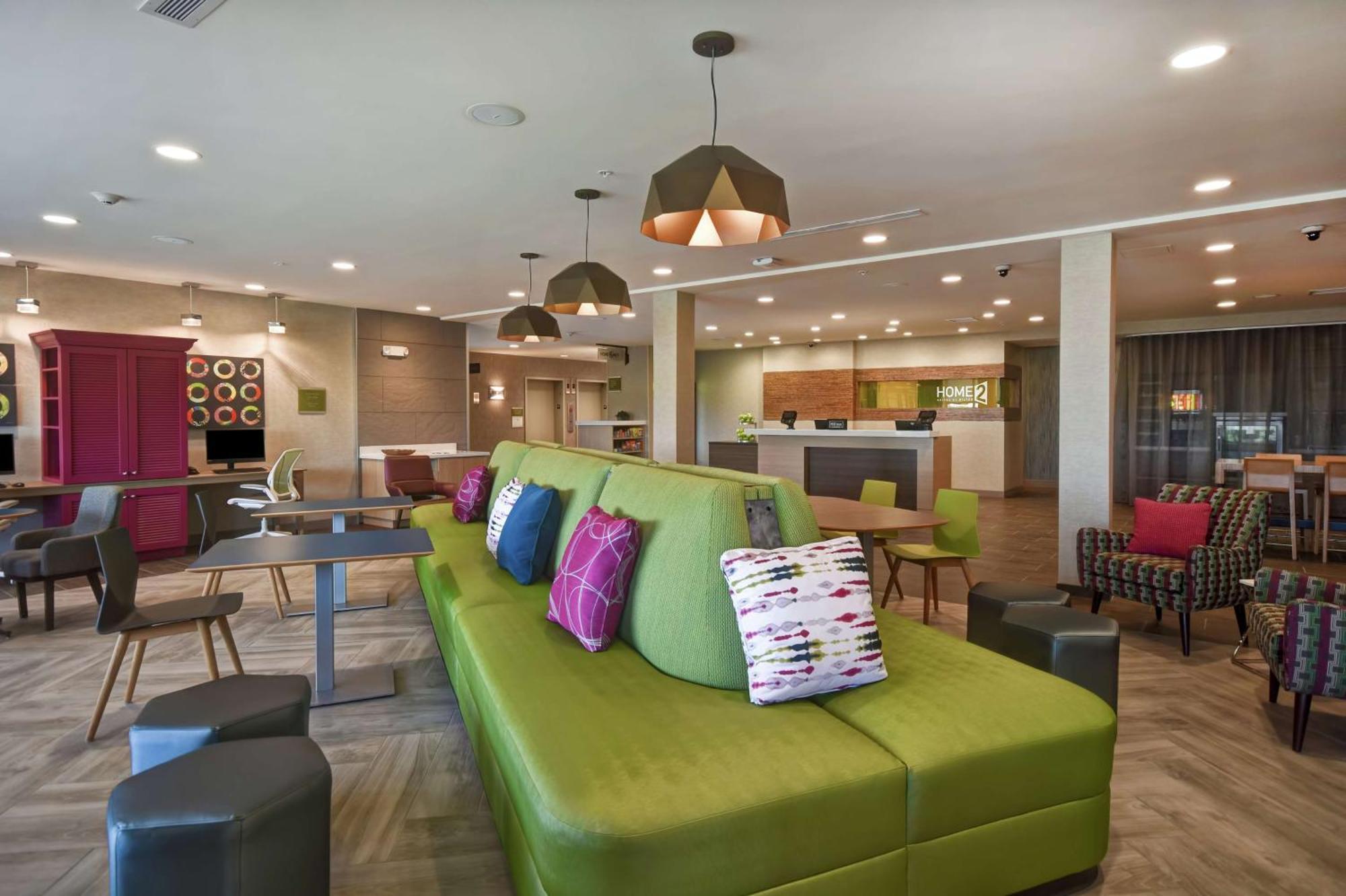 Home2 Suites By Hilton Terre Haute Esterno foto