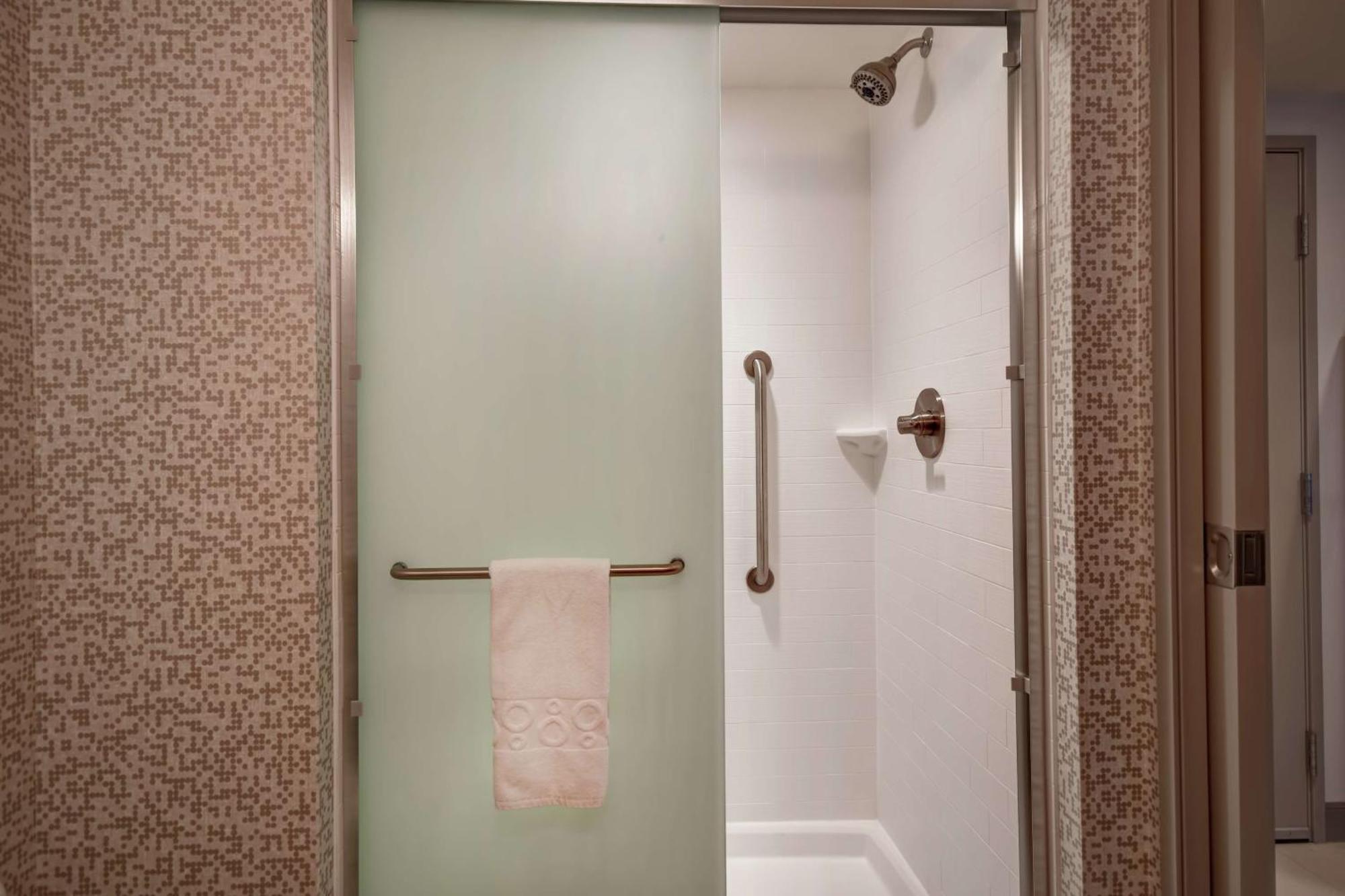 Home2 Suites By Hilton Terre Haute Esterno foto