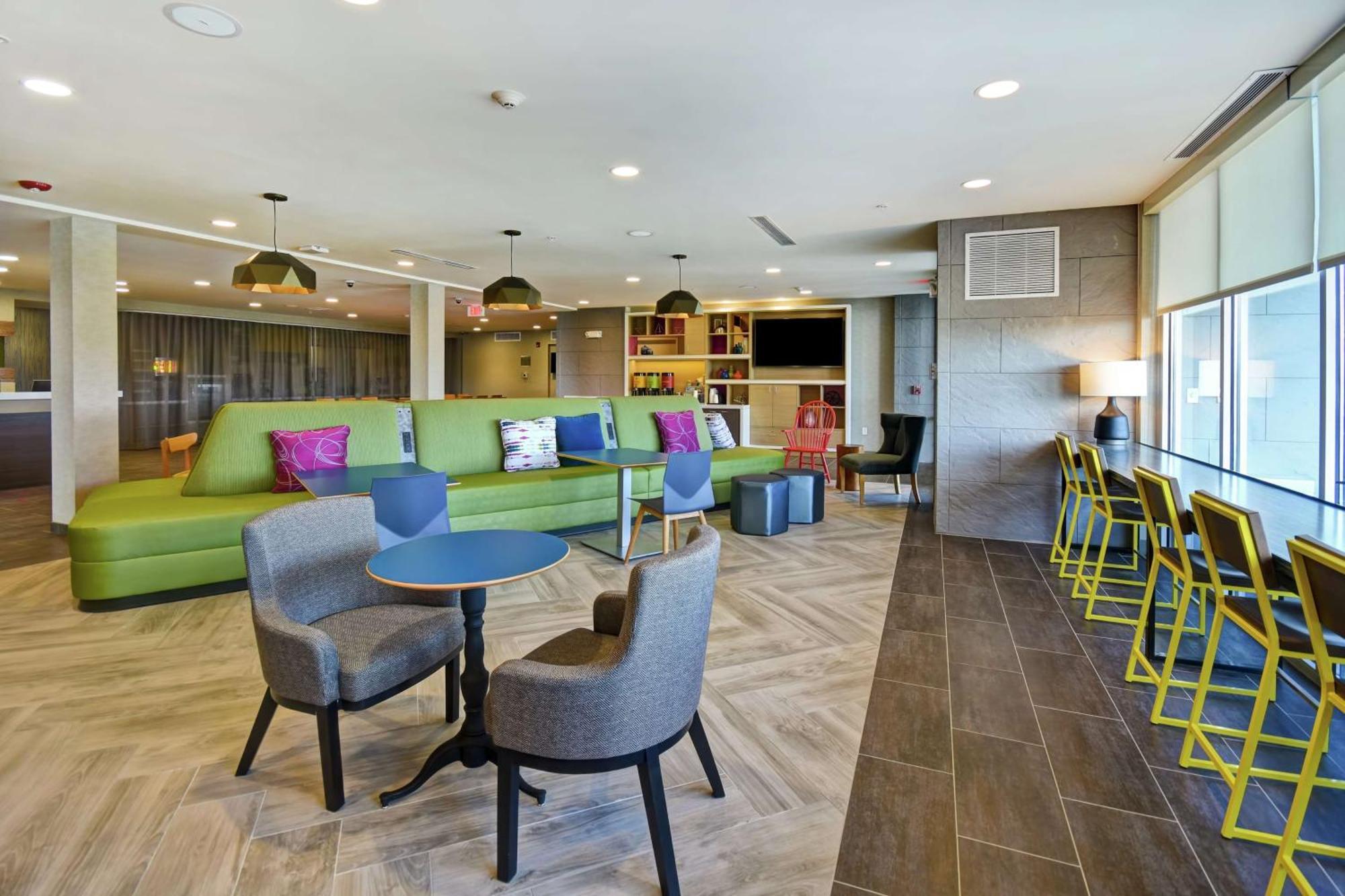Home2 Suites By Hilton Terre Haute Esterno foto