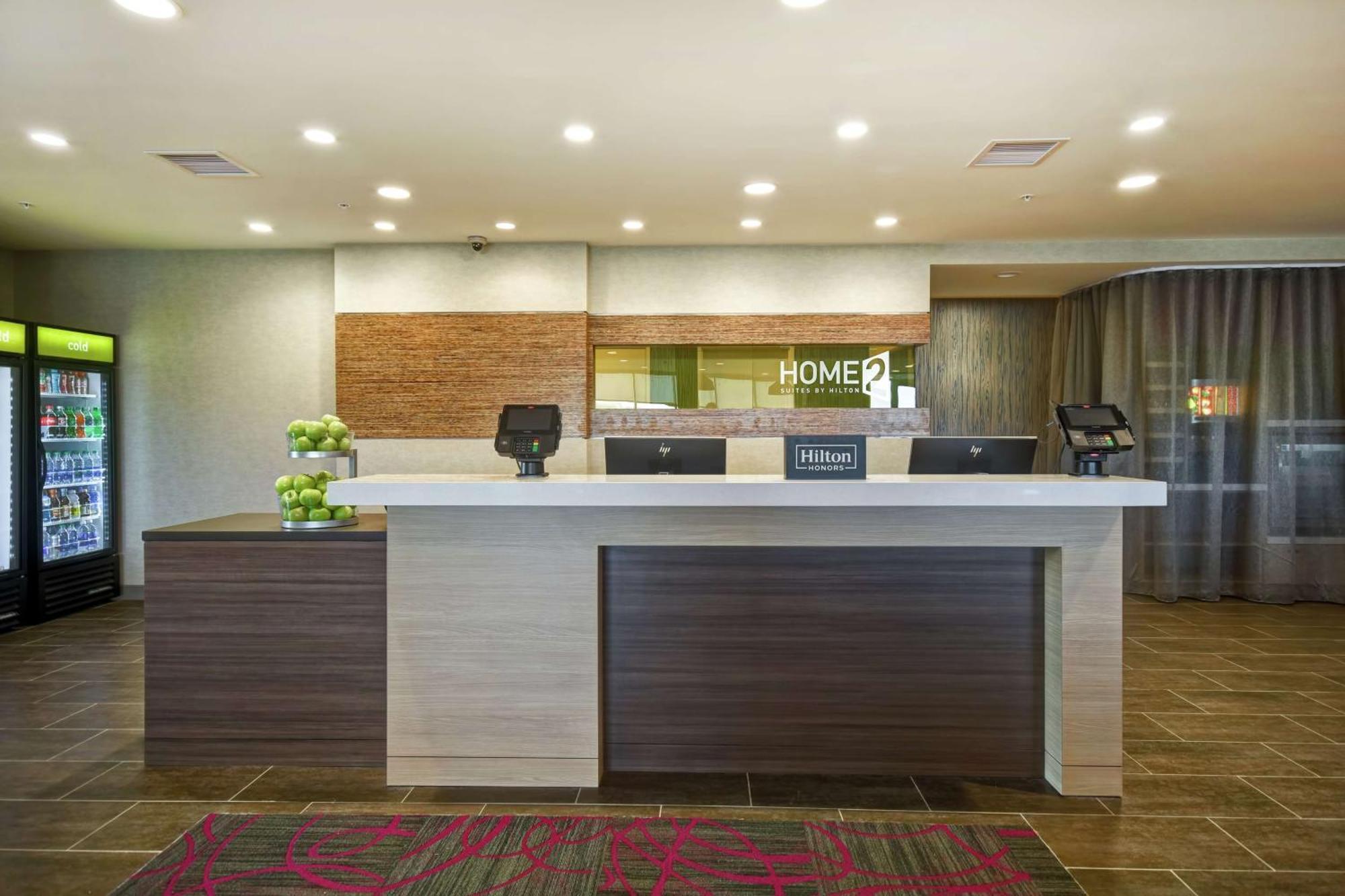 Home2 Suites By Hilton Terre Haute Esterno foto